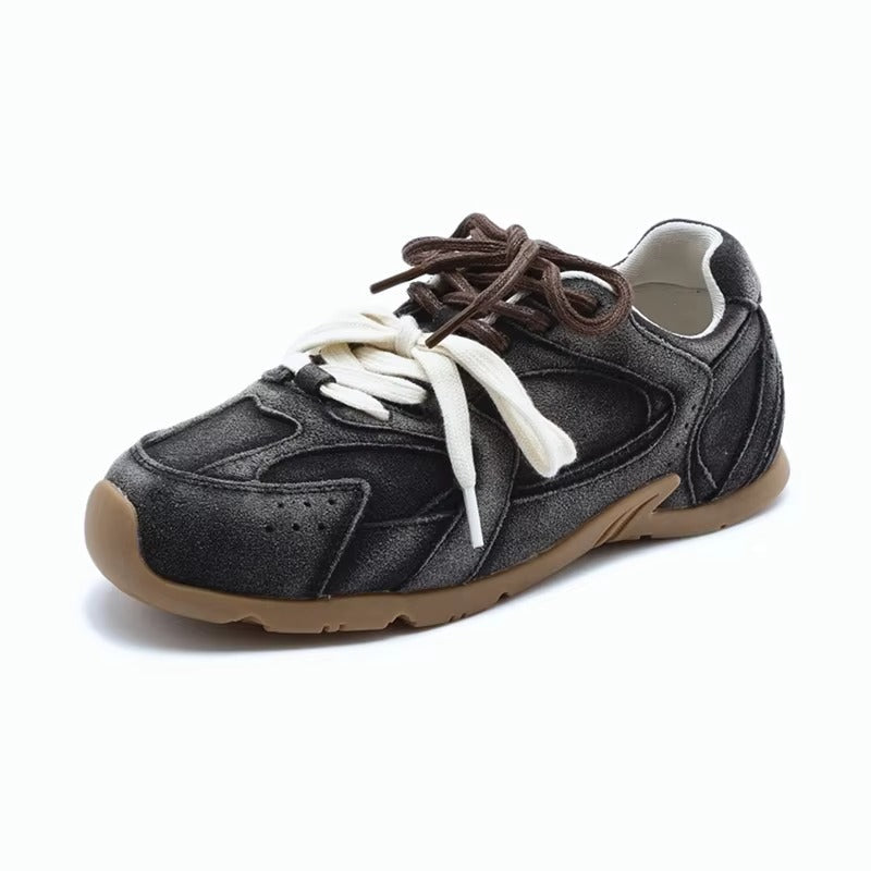 VerduraCraft Retro Suede Runner – Women’s Lace-Up Sneakers